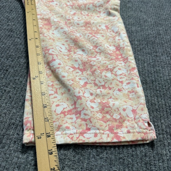 Gloria Vanderbilt Womens Capri Jeans Size 6 Pink Floral Denim Stretch Mid Rise - Picture 4 of 9